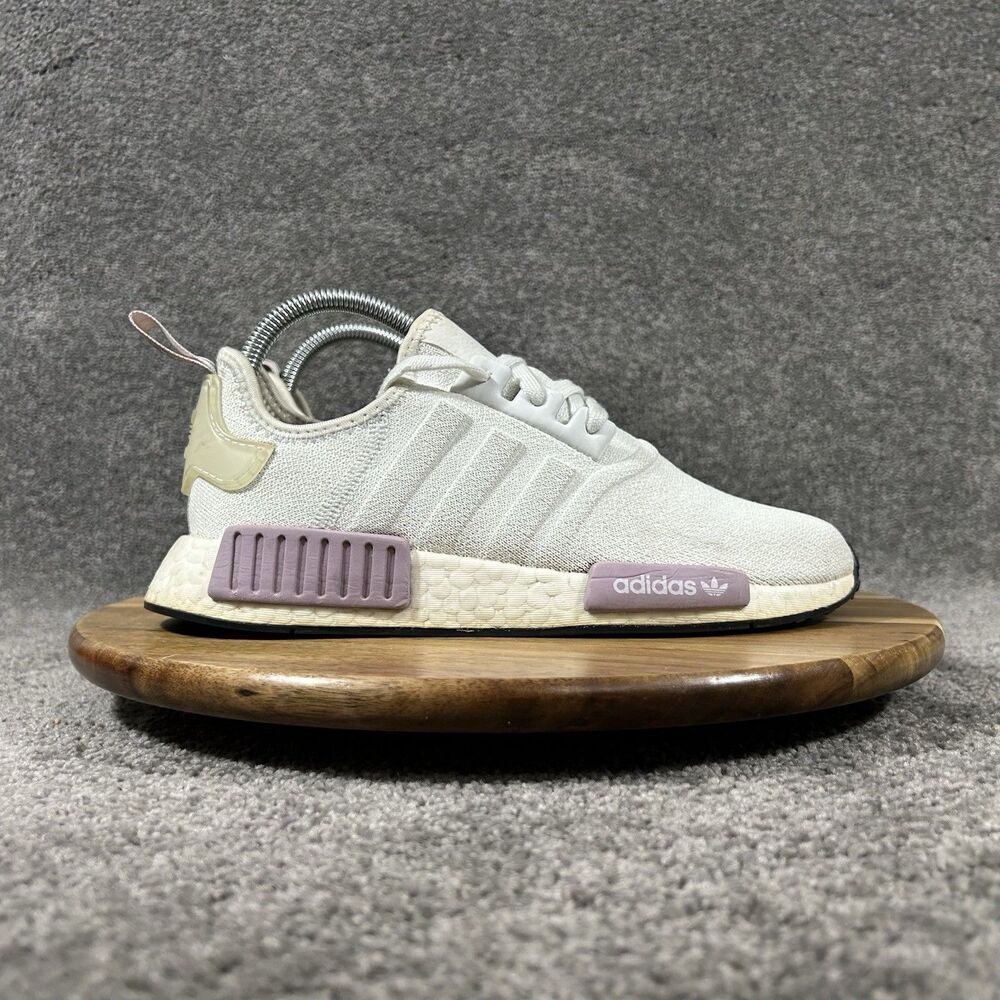 Adidas NMD_R1 Boost BD8024 Women’s Size 7 White Orchid Athletic Shoes Used